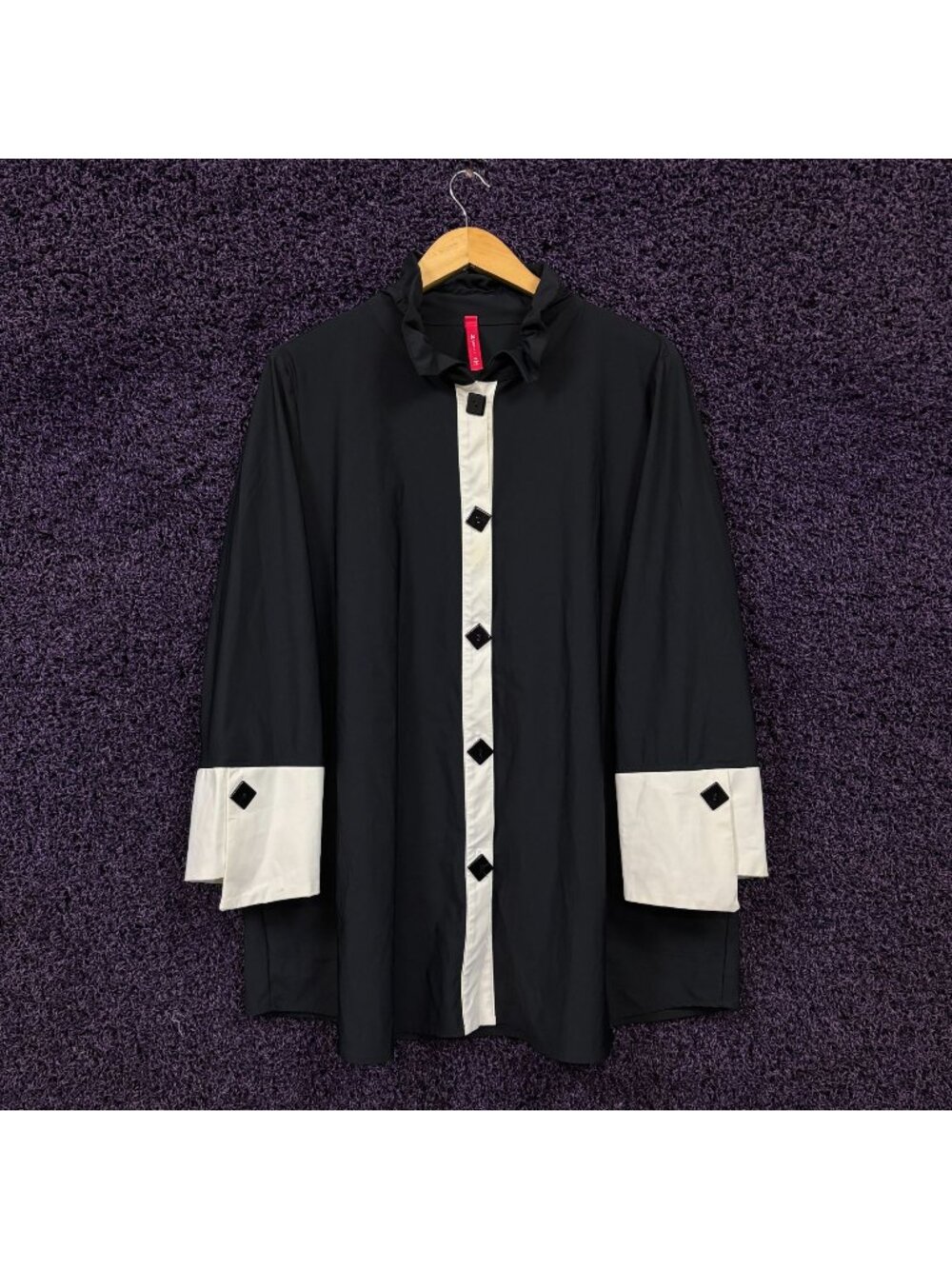 IC By Connie K White Contrast Button Up Shirt Size Extra Large